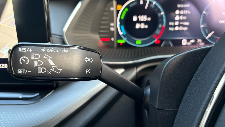 Skoda Octavia 1.4 TSI iV SE Technology DSG 5dr Hatchback